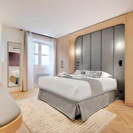 Appartement Incredible Flat - 4 Br-10p - Matignon - Champs Elysees