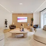 Incredible Flat - 4 Br-10p - Matignon - Champs Elysees * Παρίσι