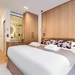 Incredible Flat - 4 Br-10p - Matignon - Champs Elysees