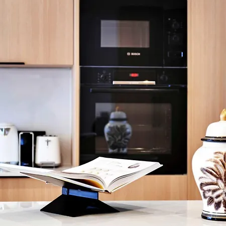 Apartment Incredible Flat - 4 Br-10p - Matignon - Champs Elysees