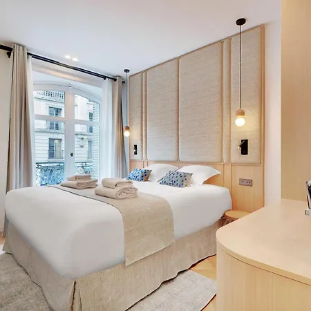 Apartment Incredible Flat - 4 Br-10p - Matignon - Champs Elysees Paris