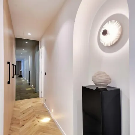 Apartment Incredible Flat - 4 Br-10p - Matignon - Champs Elysees *