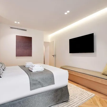 Apartment Incredible Flat - 4 Br-10p - Matignon - Champs Elysees Paris