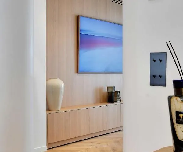 Incredible Flat - 4 Br-10p - Matignon - Champs Elysees 아파트 파리