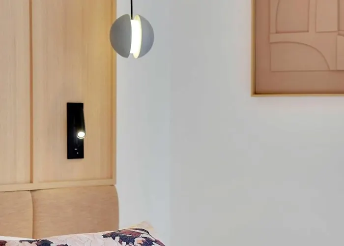 Incredible Flat - 4 Br-10p - Matignon - Champs Elysees
