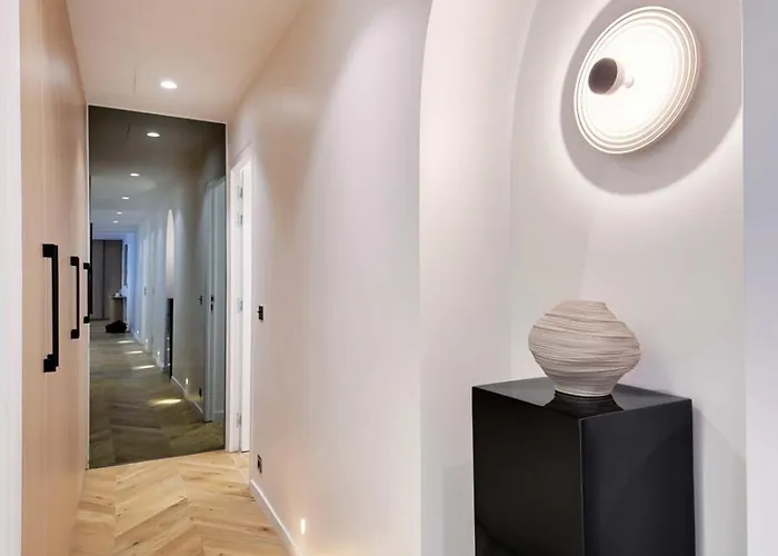 아파트 Incredible Flat - 4 Br-10p - Matignon - Champs Elysees *