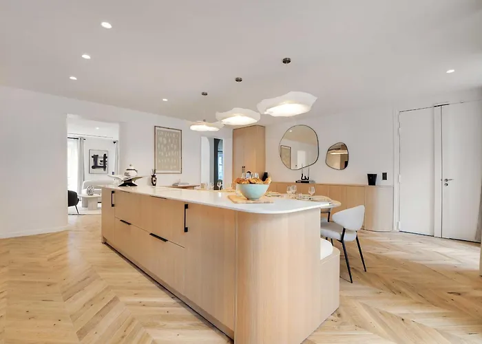 아파트 Incredible Flat - 4 Br-10p - Matignon - Champs Elysees