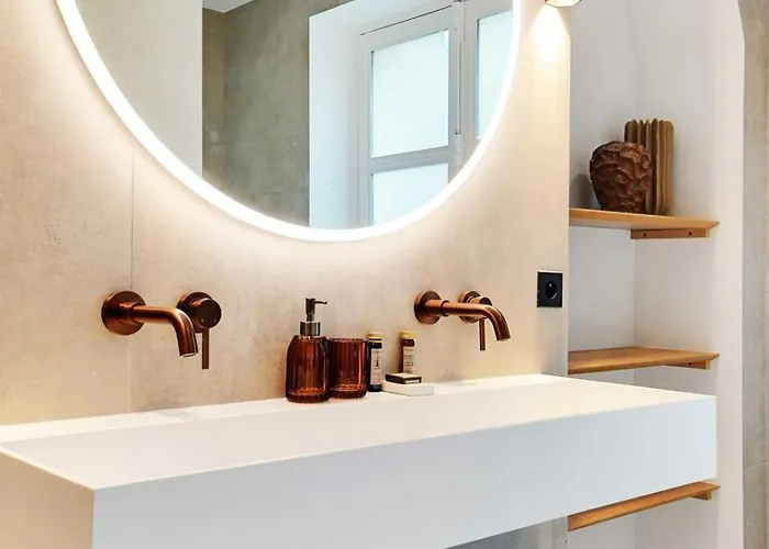 Incredible Flat - 4 Br-10p - Matignon - Champs Elysees